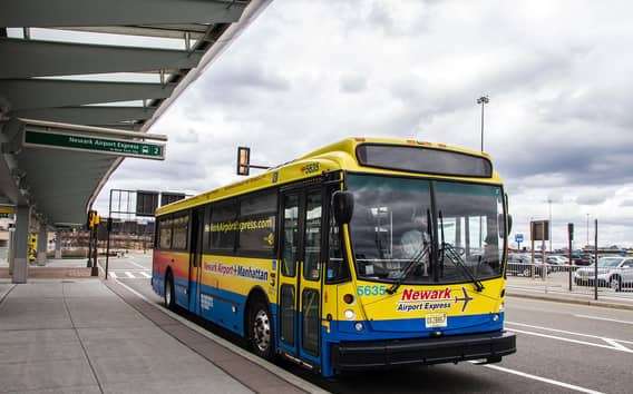 Manhattan: Bus Transfer from/to Newark Airport