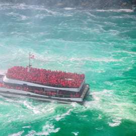 Vanuit NYC: 2-daagse tour naar Niagara Falls met Outlet Shopping
