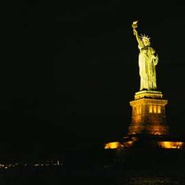 NYC: Circle Line 2h Harbor Lights Cruise Skip-The-Box-Office