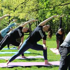 Central Park : le cours de yoga le plus apprécié de New York !
