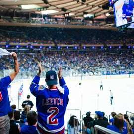 New York: partita dei New York Rangers al Madison Square Garden