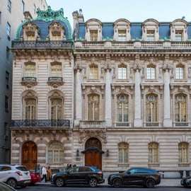 NYC: Fifth Ave Gilded Age Mansions Guided Walking Tour
