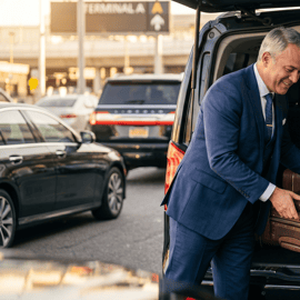 Newark Liberty International Airport: 1-Way Transfer to NYC