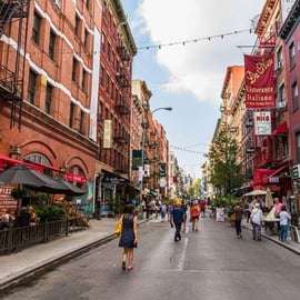 New York: Gangs and Mafia Walking Tour with Italian Pastry