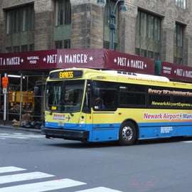 Manhattan: Bus Transfer from/to Newark Airport