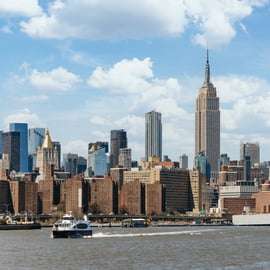 NYC: Circle Line 90-min Landmarks Cruise Skip-The-Box-Office