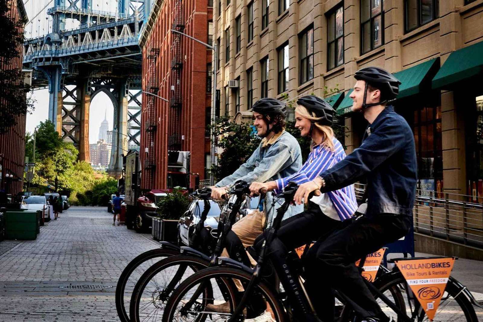 Downtown Bike Tour with Stylish Dutch Bikes!