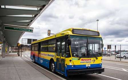 Manhattan: Bus Transfer from/to Newark Airport