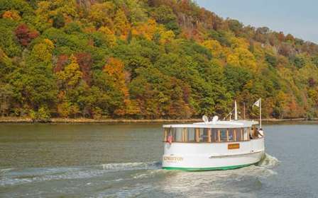 NYC: Hudson River Fall Foliage Yacht Tour