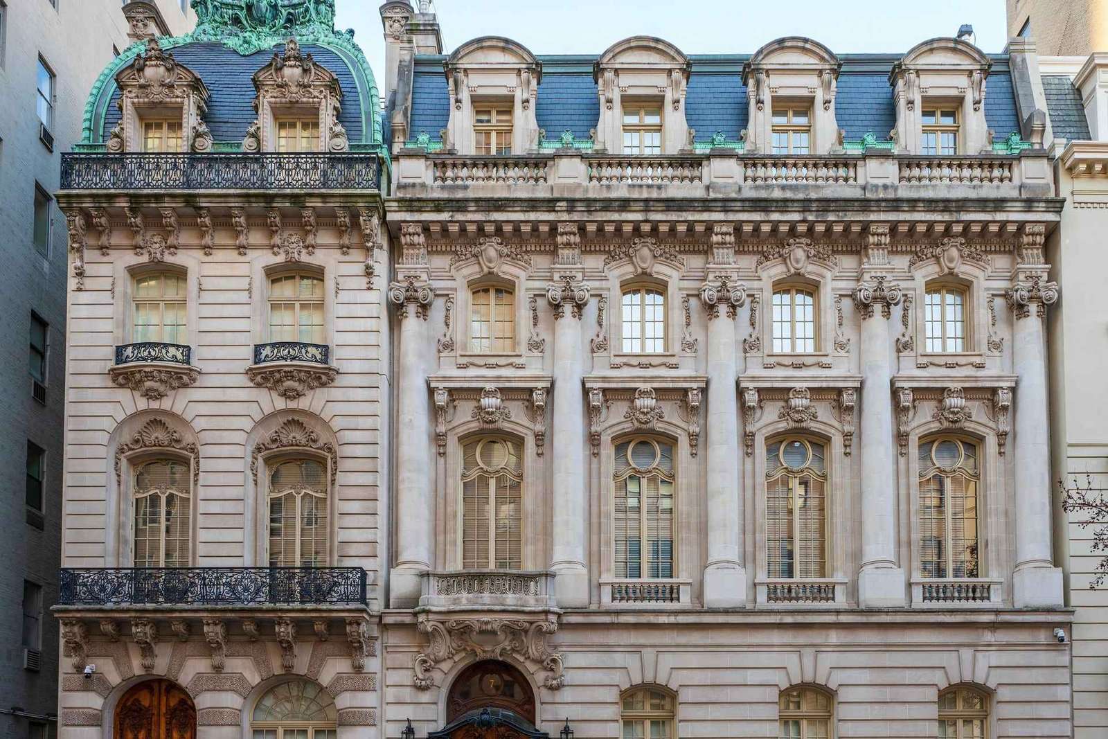 NYC: Fifth Ave Gilded Age Mansions Guided Walking Tour