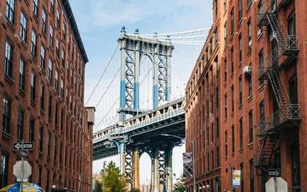 NYC: Manhattan, Bronx, Brooklyn, and Queens Guided Bus Tour